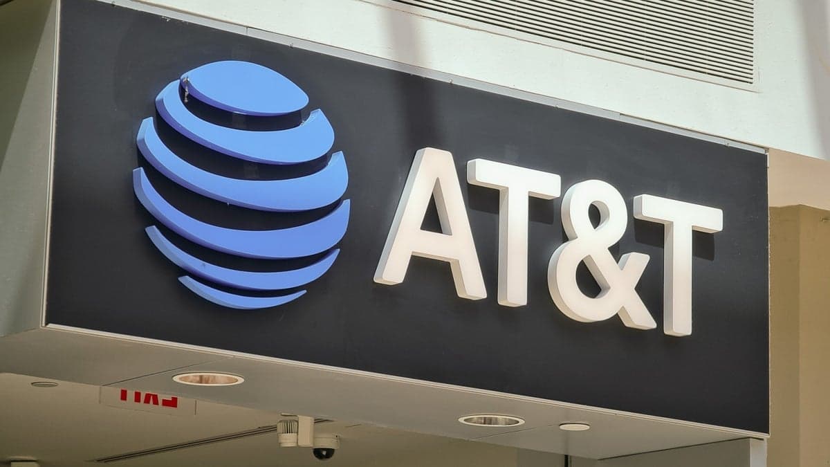 AT&T is further shrinking its copper wire network.