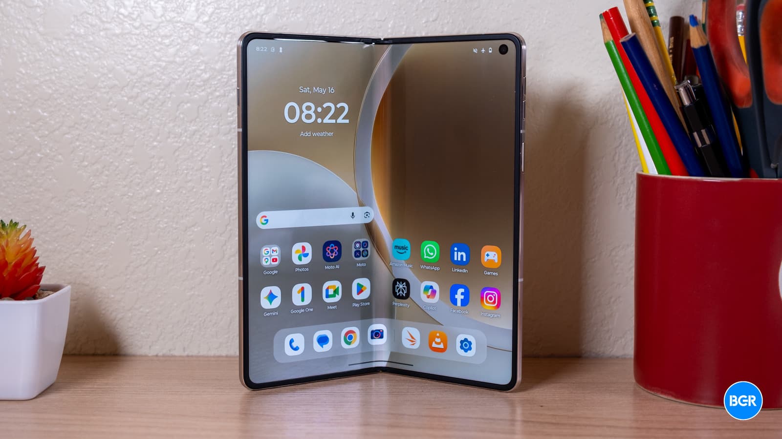 Motorola Razr Fold Review: The Complete Foldable Package