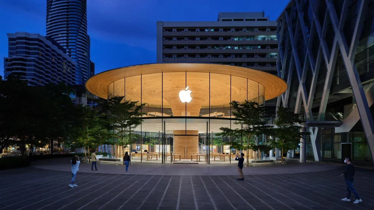Meta has hired a key Apple design executive who previously filled Jony Ive's role.