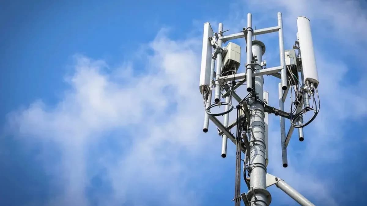 New technology will improve network coverage while reducing the need for workers to climb towers.