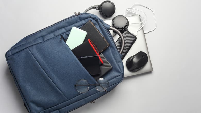 5 Ugreen Travel Gadgets Worth Adding To Your Long-Haul Flight Kit - BGR image 2