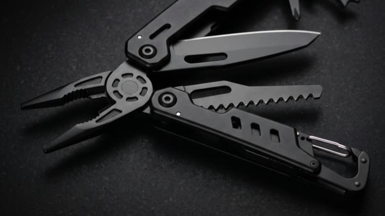 This Pocket-Sized Multitool Is An Affordable Leatherman Alternative - SlashGear image 2