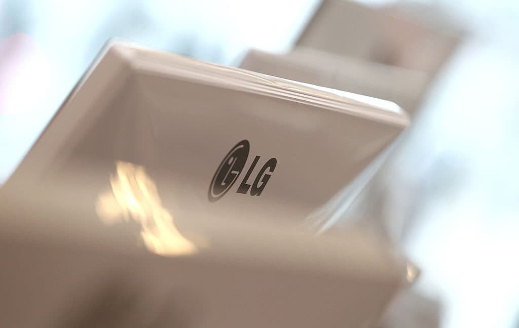 Ads and tracking infiltrated TVs. Now they’re coming for monitors. - Ars Technica