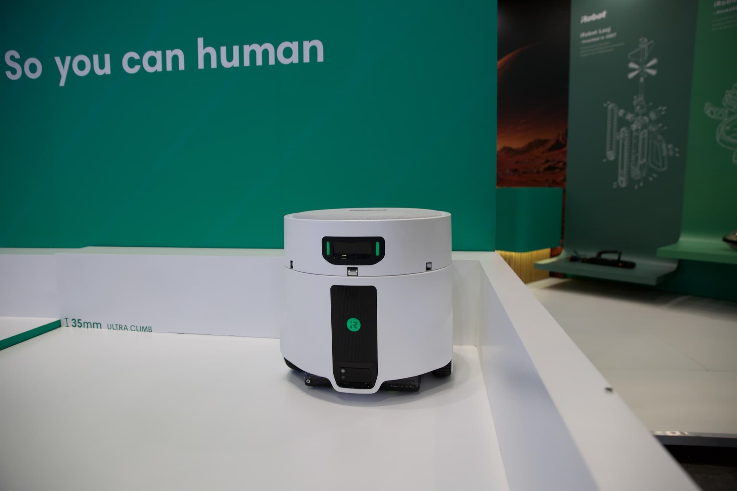 iRobot unveils the Roomba Duo - The Verge image 5
