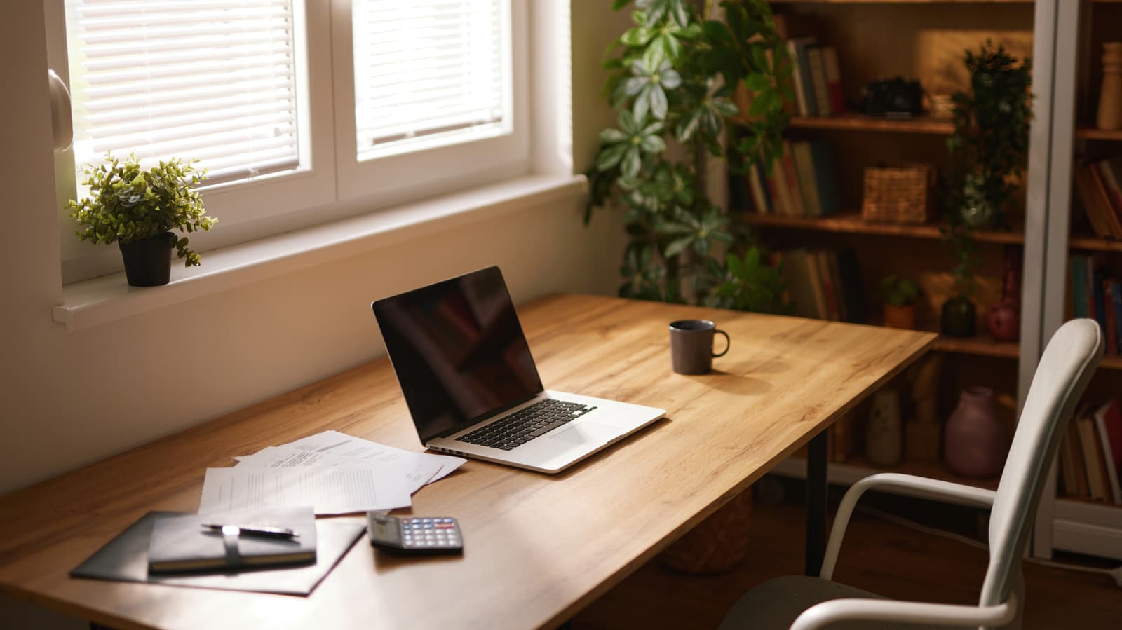 12 Fun Mini Gadgets For Your Home Office Desk - SlashGear