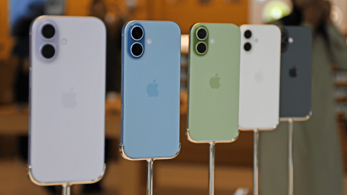 Apple hikes price of older iPhones, now more expensive than at launch - mashable.com