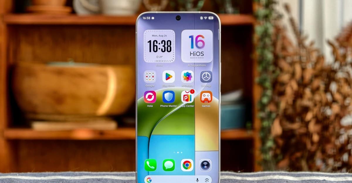 I held the first truly bezel-free phone - The Verge