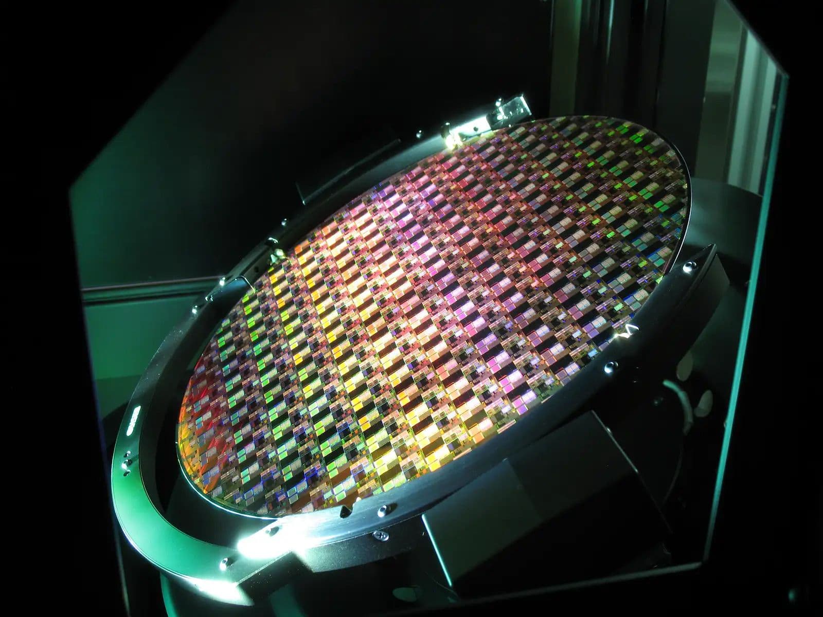 A Stealth Startup Thinks It Just Hacked the Memory Shortage - WIRED image 2