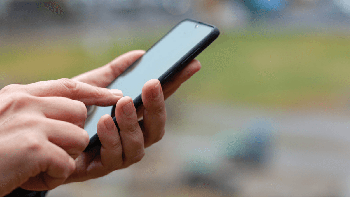 A new technology promises to eliminate cellular dead zones for all mobile carriers.