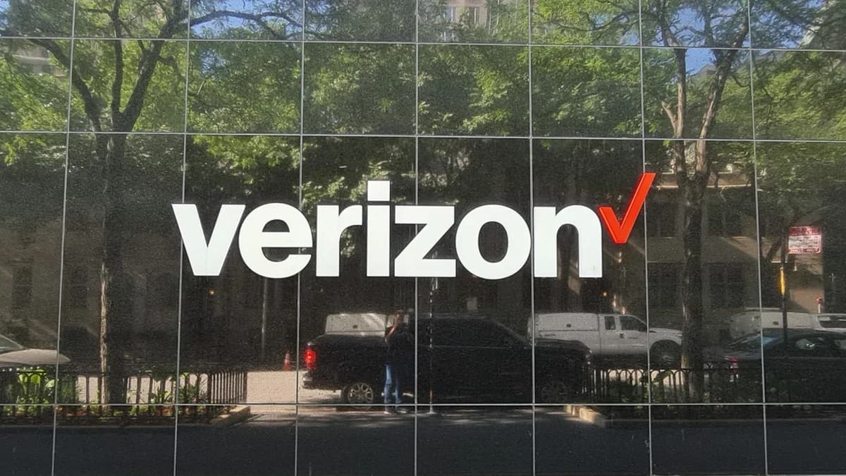 A Verizon customer of 20 years canceled their service, saying the carrier is no longer worth the high price.