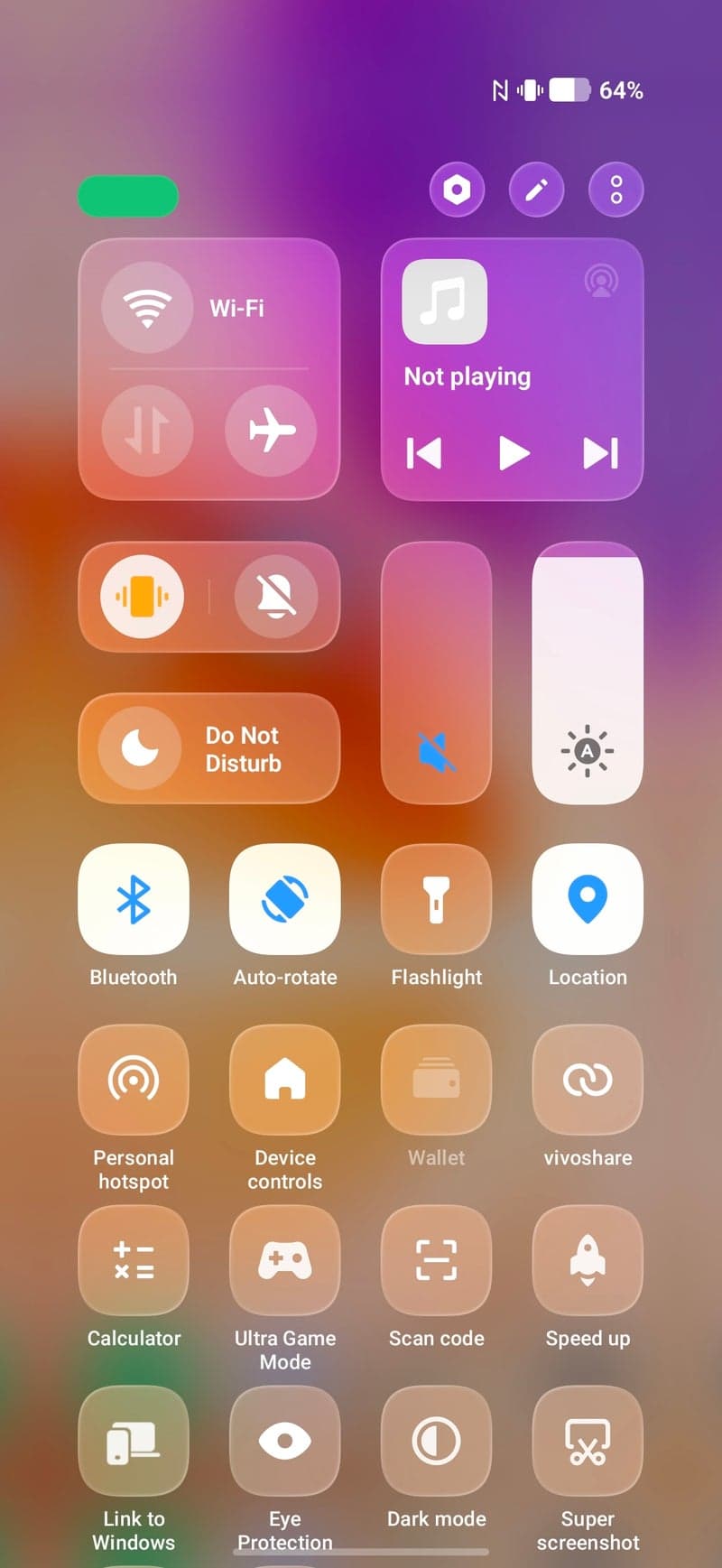 An Android phone user reports that their phone unexpectedly switched to a "Liquid Glass" interface. image 5