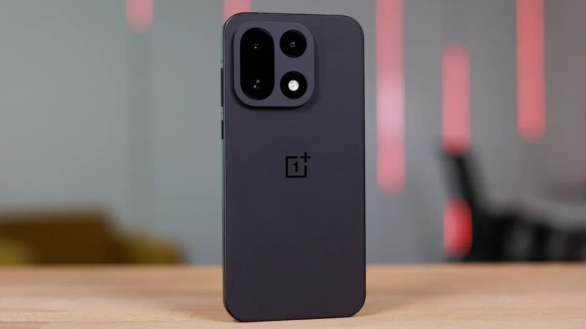 The OnePlus 15R is a more affordable alternative to the OnePlus 15.