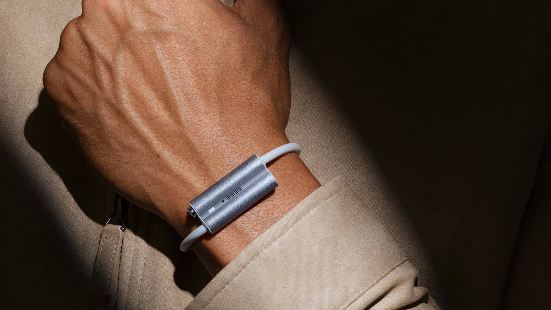 Fitbit founders are back with a $250 wearable, but it's not for counting steps - Android Authority image 2