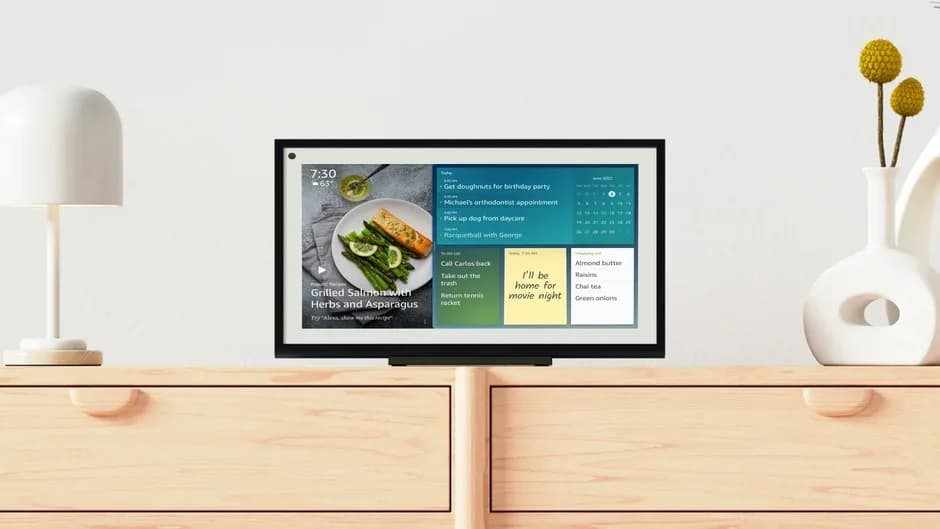 Apple is reportedly planning to release a smart display similar to Amazon and Google's offerings next year.