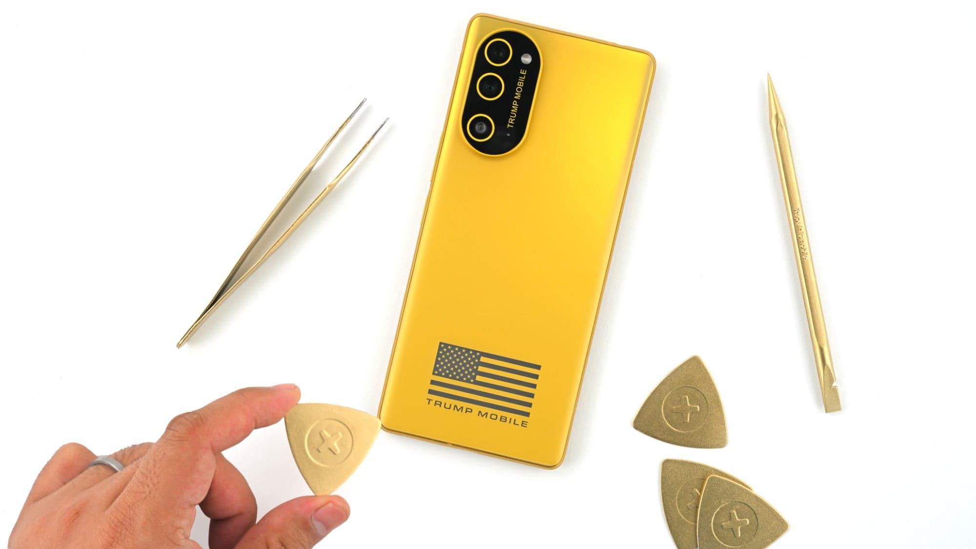 Trump T1 Phone has a much bigger problem than being a copy of an old mid-range phone