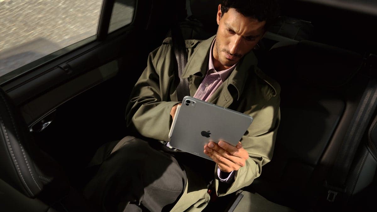 Apple's new M5 iPad Pro has internal upgrades despite a similar appearance.