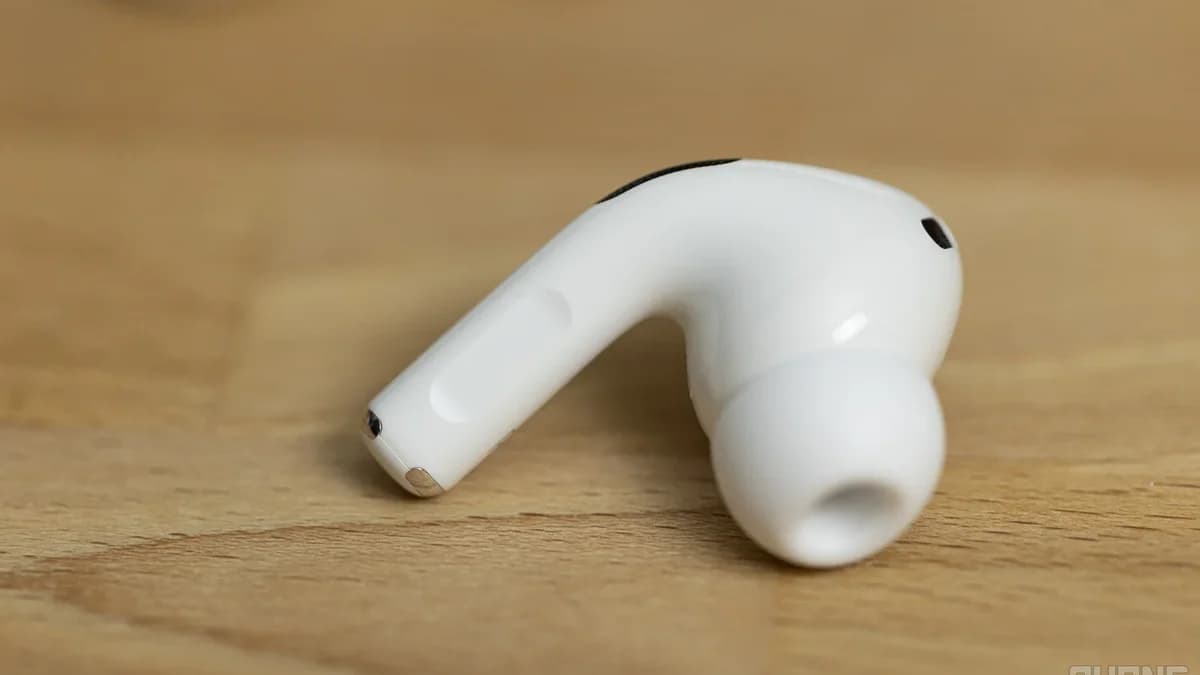 The next AirPods Pro could include heart-monitoring features, raising questions about their impact on fitness routines.
