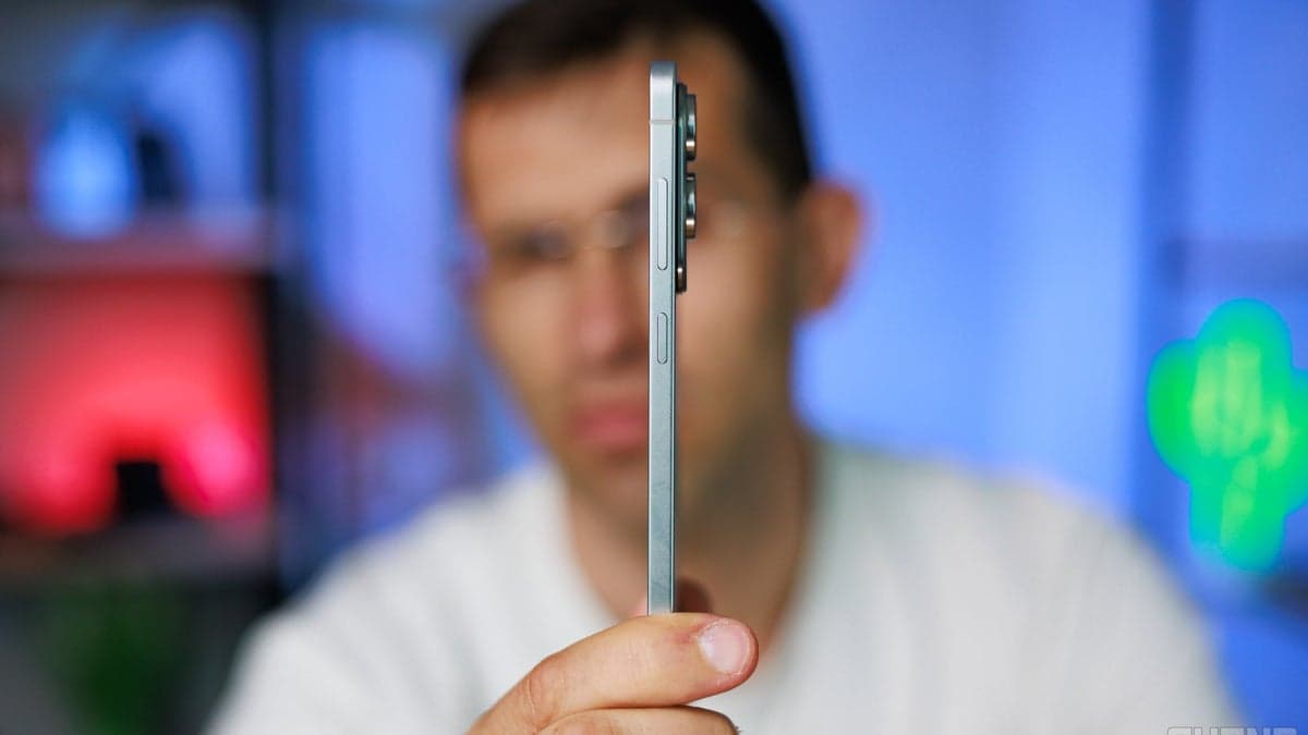 Samsung may not release a Galaxy S26 Edge with a large battery.
