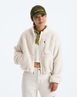 Fall gear alert: The North Face has rain jackets, hoodies and more up to 48% off, but not for long - NBC News image 5
