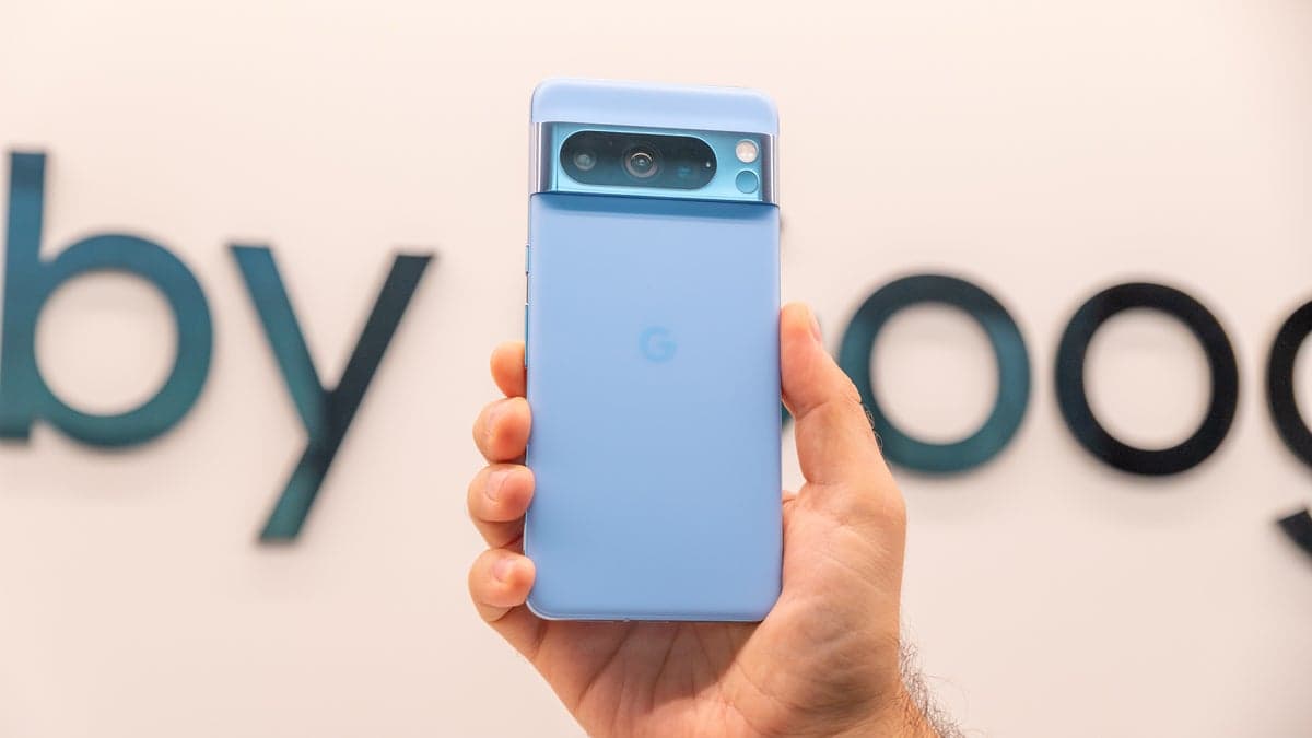 Google may have given Pixel 8 users a good reason to keep their phones.