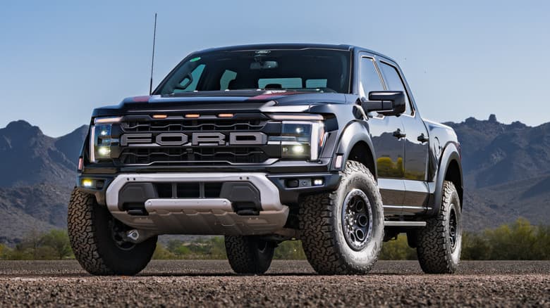 5 Pickup Trucks Faster Than The Ford F-150 Raptor - SlashGear image 2