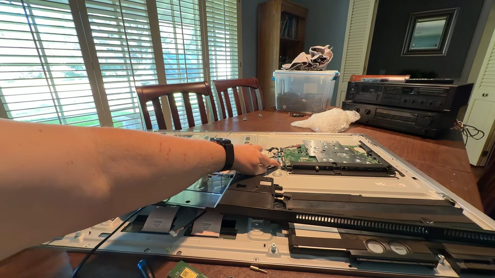 Dude Rips Out Mic And Wifi From New LG TV That Reportedly Spies On Customers: 'You Don't Own The Glass On This One!' - Kotaku image 2