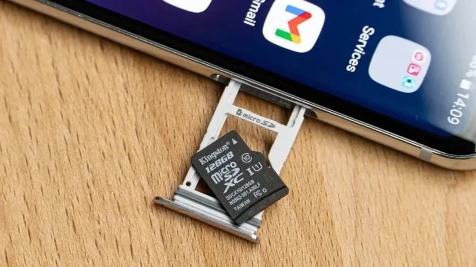 A call is being made for Samsung to reinstate the SD card slot in the Galaxy S26.