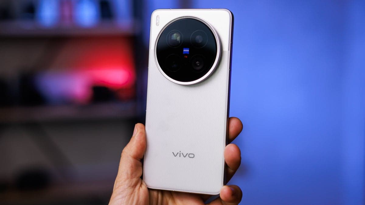 A future phone might include two 200MP cameras, potentially rivaling the Galaxy S26 Ultra.