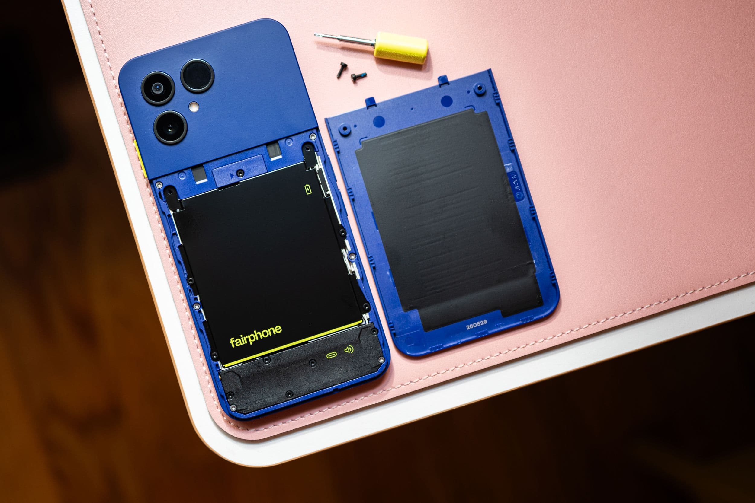 Fairphone Is Finally Selling Its Repairable Phone in the US - WIRED image 2