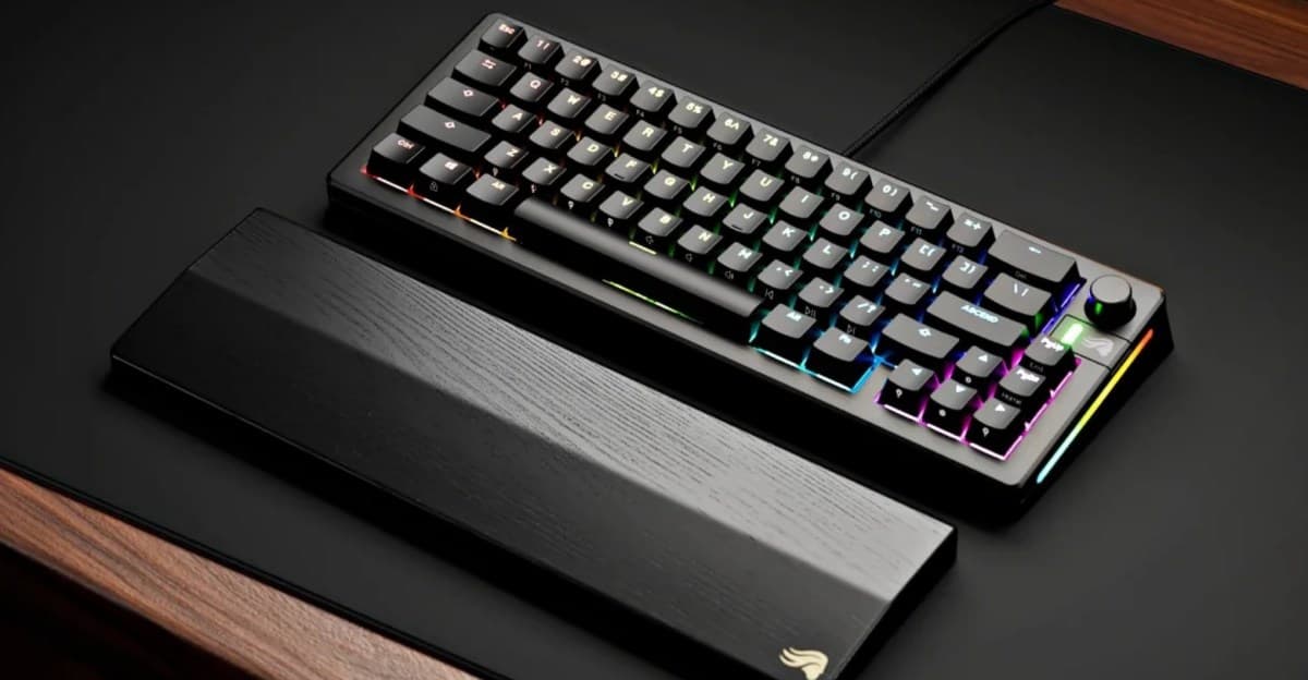 This compact Glorious mechanical keyboard is just $35 - The Verge