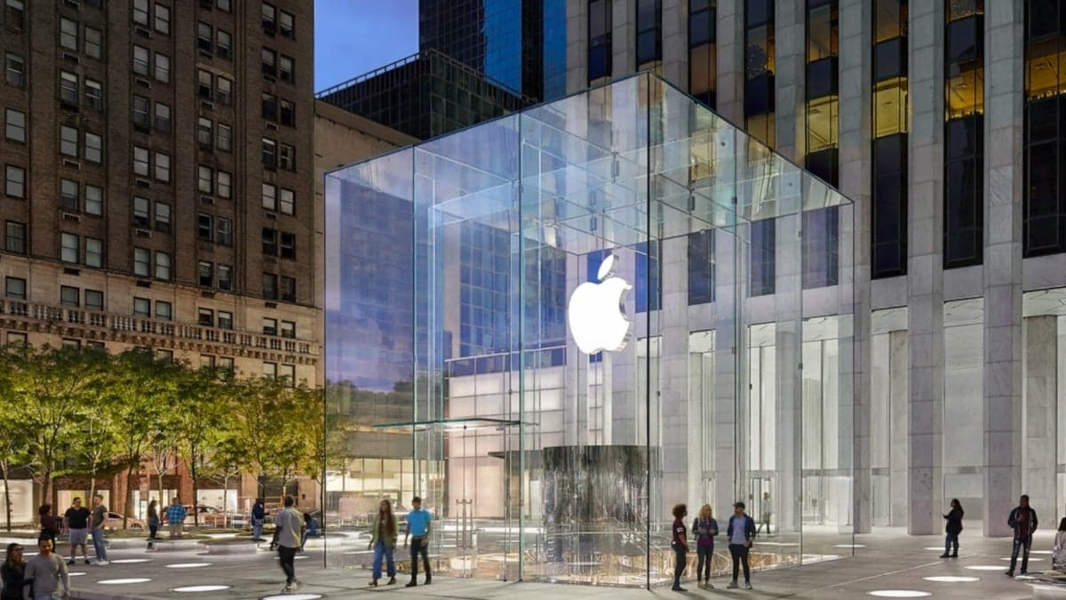 Apple is addressing scratching issues on iPhone 17 Pro models in its stores, and the fix is considered important.