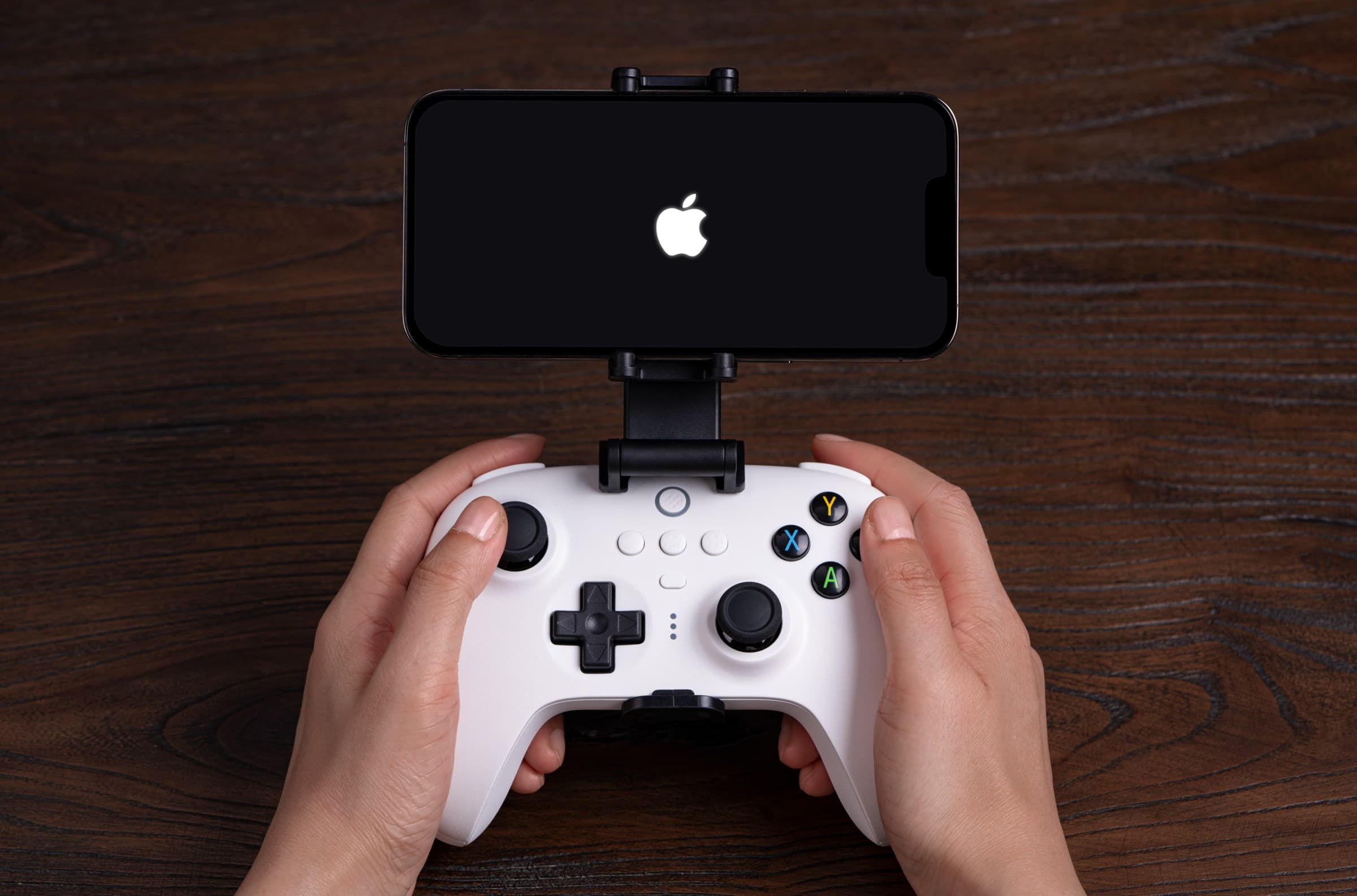 Apple is reportedly working on iPhone game controllers - The Verge image 3