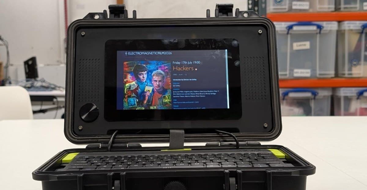 Raspberry Pi shares its official tutorial for making a cyberdeck - The Verge