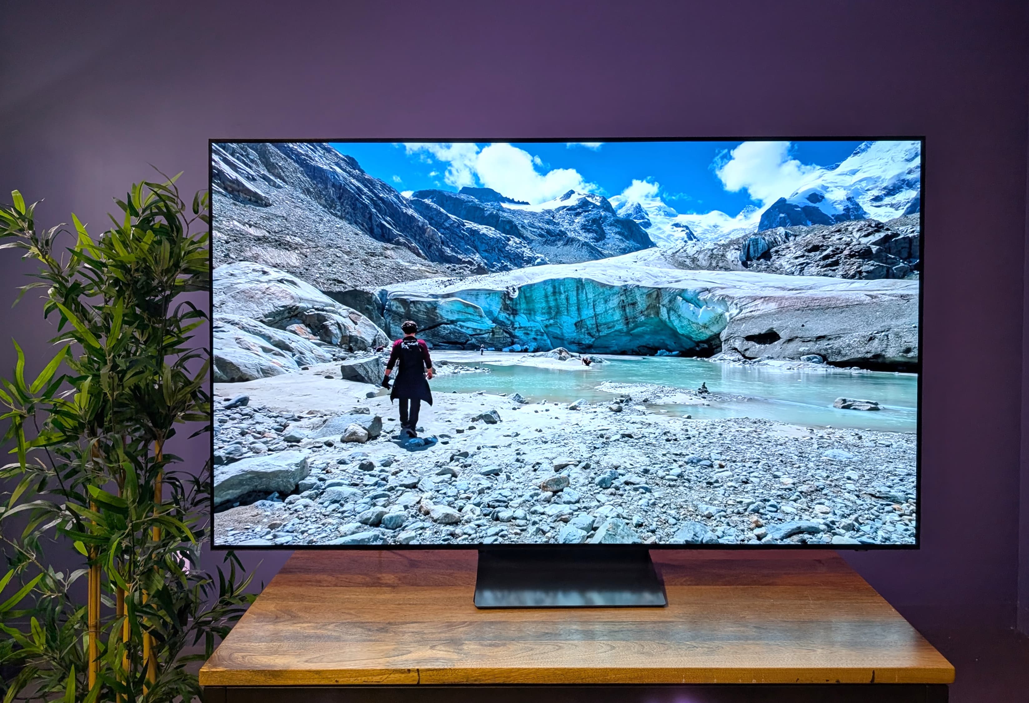 Samsung S90H OLED TV Review: A More Affordable OLED Option for Bright Rooms - cnet.com image 5