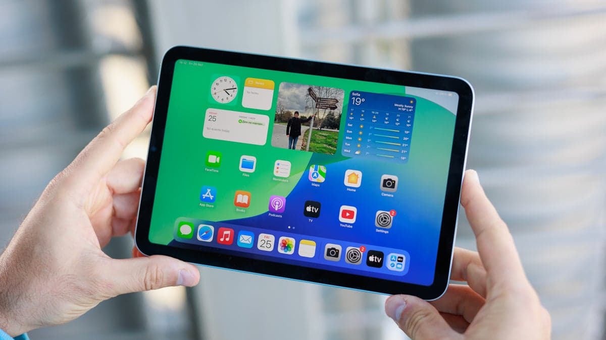 A bug in iPadOS 26 is preventing users from typing on the iPad mini's floating keyboard.