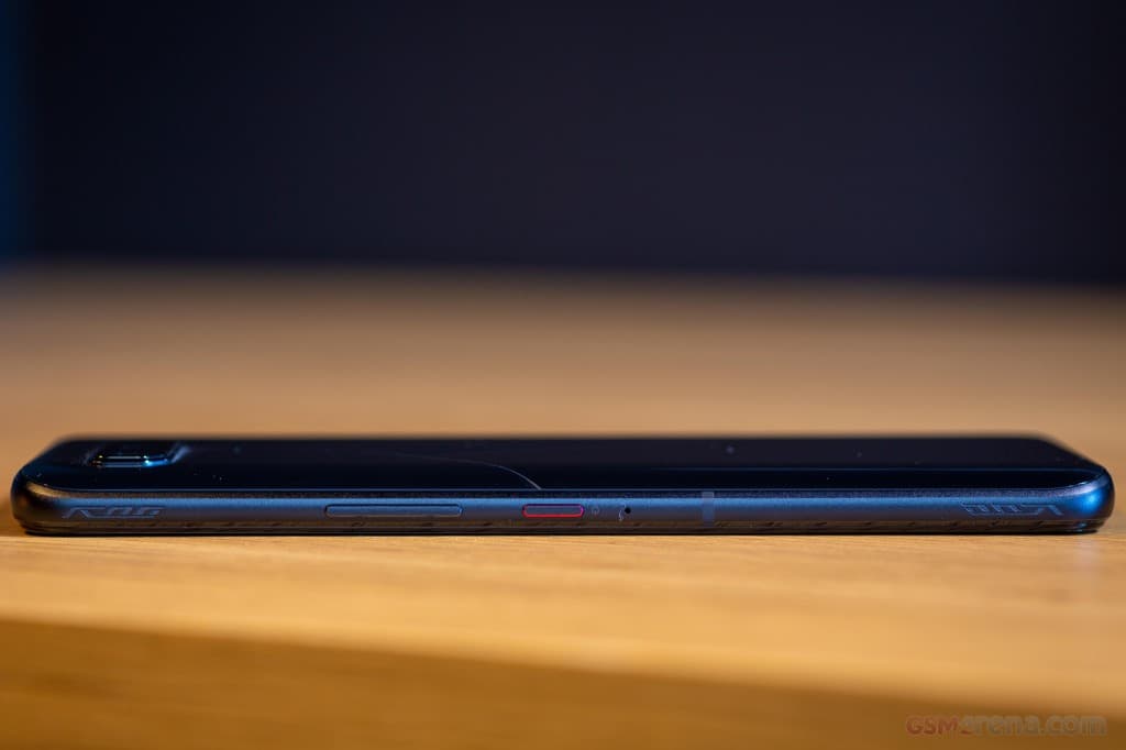 Asus ROG Phone 5s Pro image 4