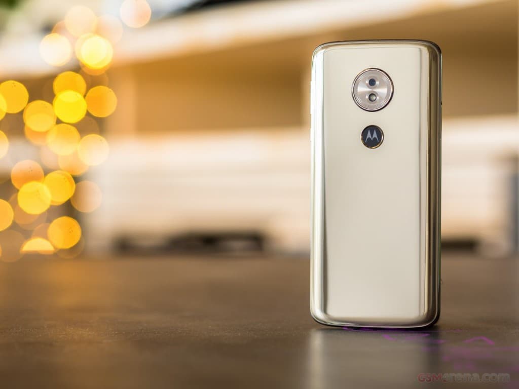 Motorola Moto G6 Play image 2
