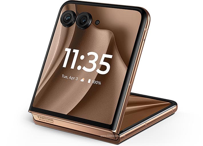 Motorola Razr+ 2025 image 3