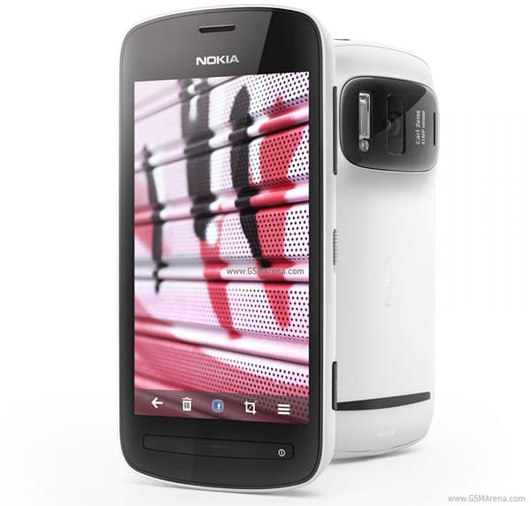 Nokia 808 PureView image 1