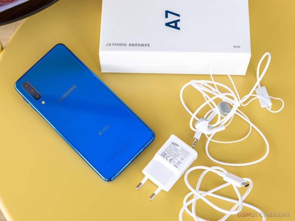 Samsung Galaxy A7 (2018) gallery image 3