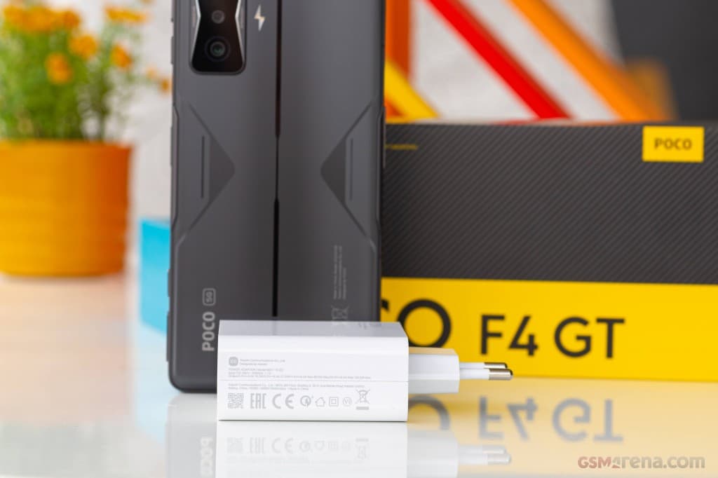 Xiaomi Poco F4 GT image 4