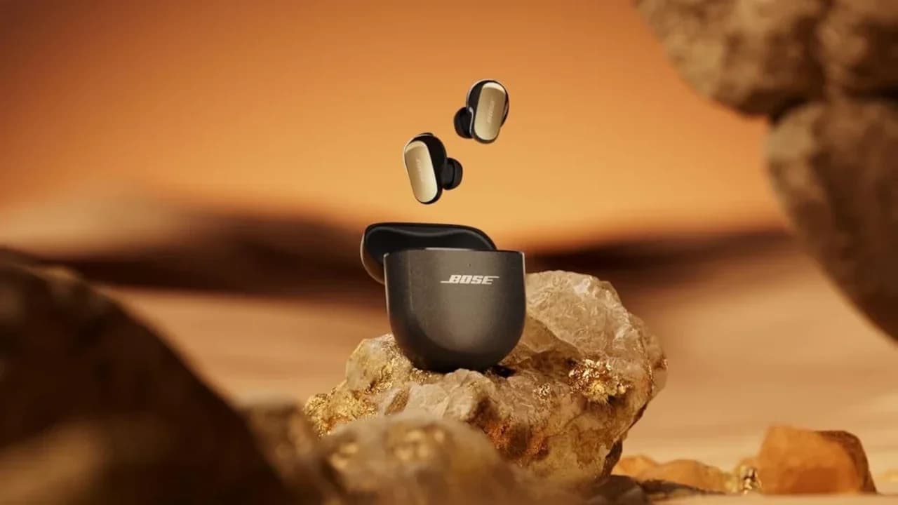 Bose is offering a discount on its flagshipQuietComfort Ultra Earbuds 2nd Gen.