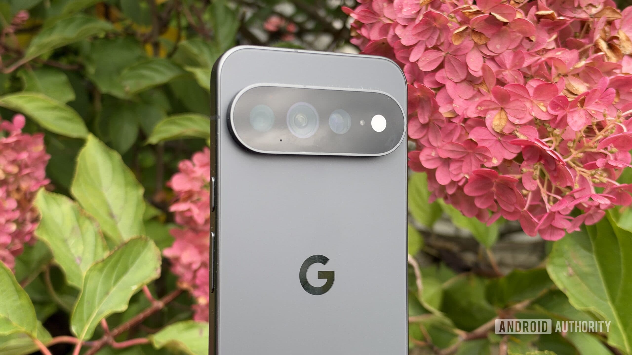 I’ve used the Pixel 11 Pro XL and iPhone 18 Pro Max, and Apple’s ecosystem isn’t enough anymore - Android Authority image 5