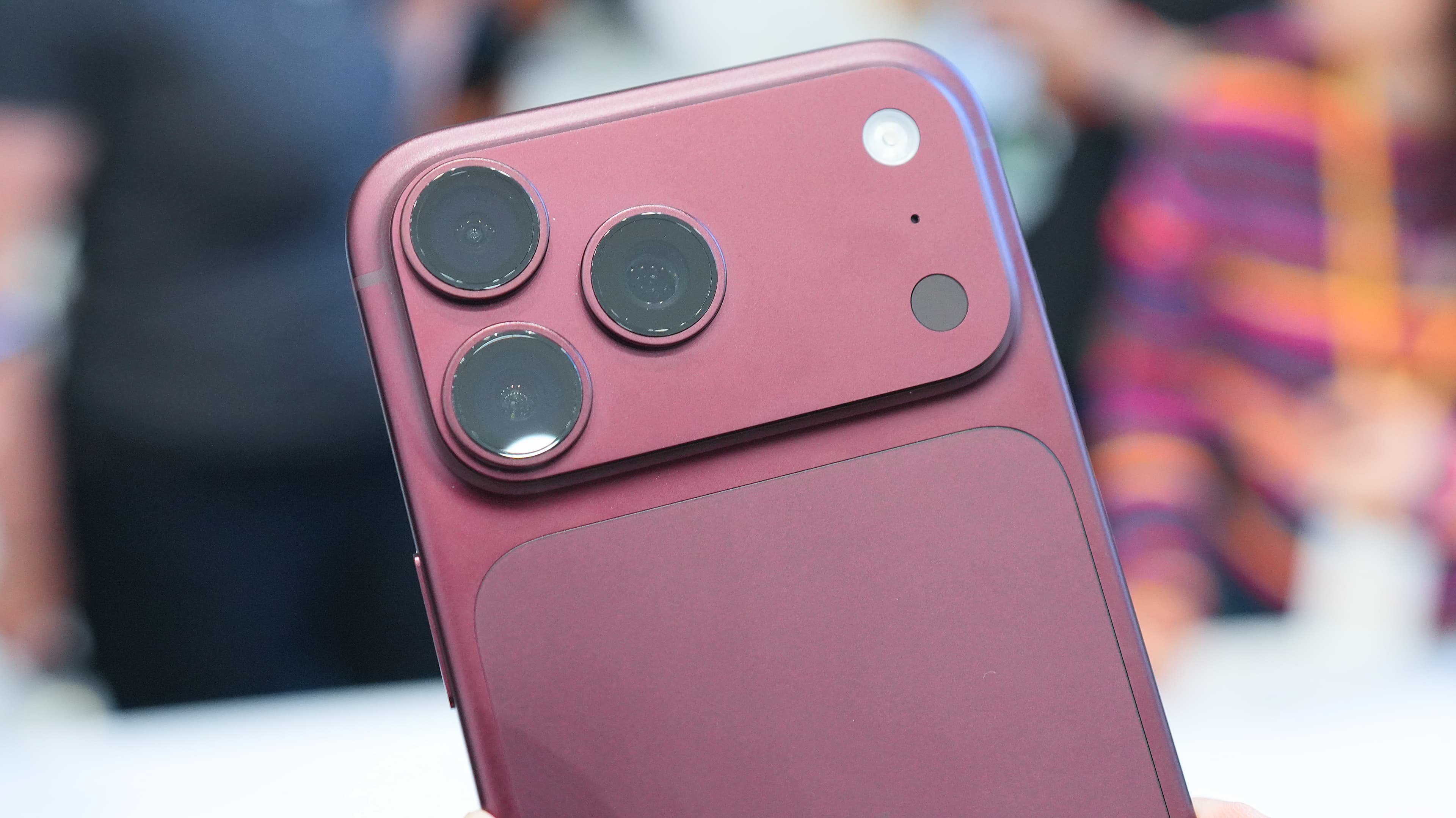 Verizon will give you an iPhone 18 Pro on them with trade-in - and Duo deals are coming soon - ZDNET image 4