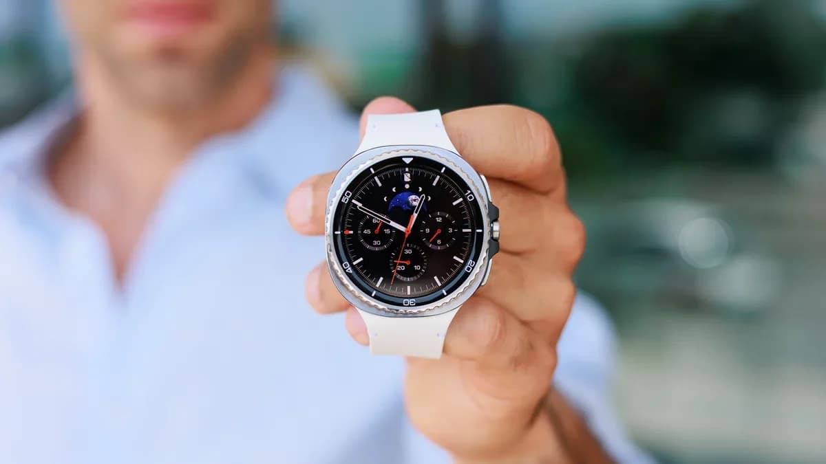Here are three Black Friday smartwatch deals that are particularly good.